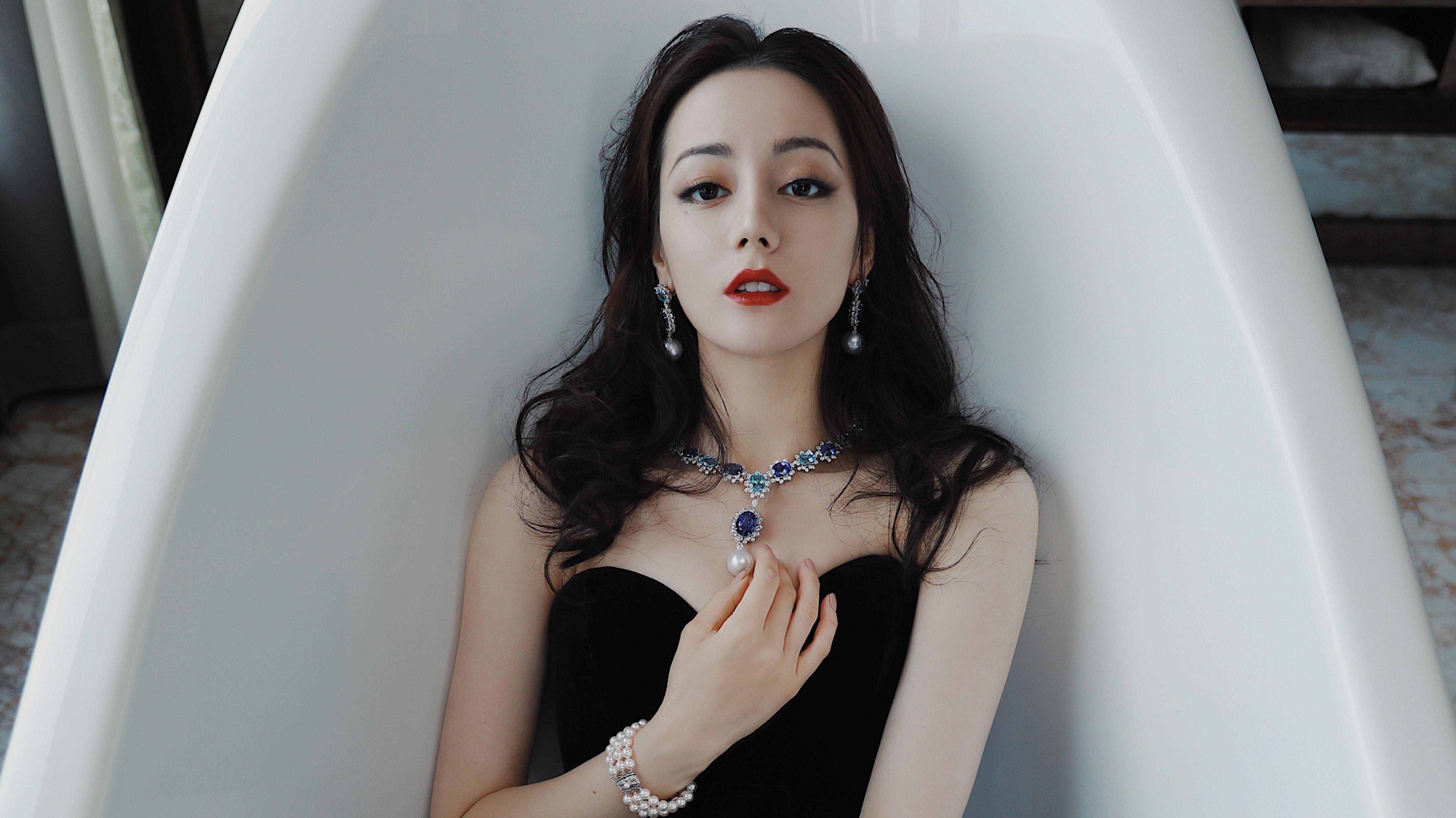 开云体育app在线-欧洲杯激情四射:战术变化惊艳全场!,欧洲杯情怀