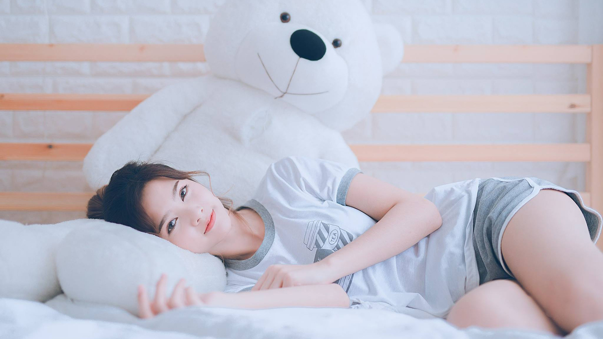 开云体育在线官网-特斯·冯·迪克:比赛中展现出卓越的球感,成为南非队的技术保障